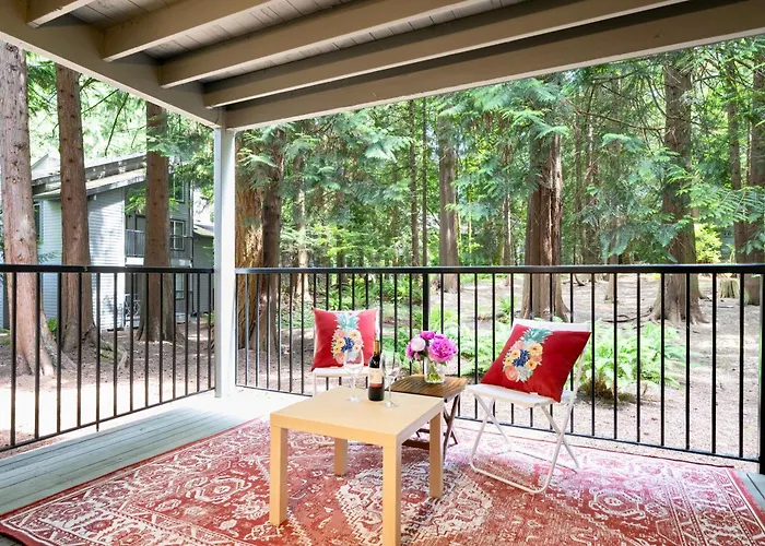 # Marbella Lane - Cozy Forest Cabin Min From Dwntn